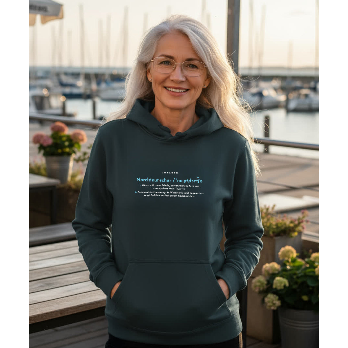 Definition eines Norddeutschen  - Unisex Hoodie | 100% Baumwolle
