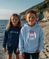 Küstenkind Hoodie – Maritimer Herzenswärmer