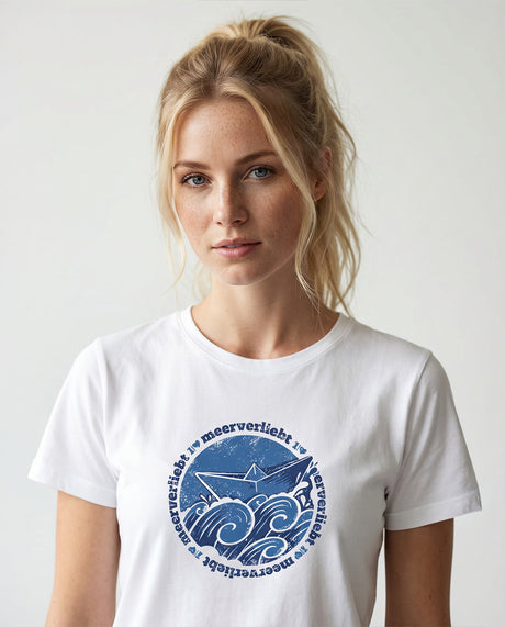 Meerverliebt Boot  - Damen Shirt | 100% Bio-Baumwolle