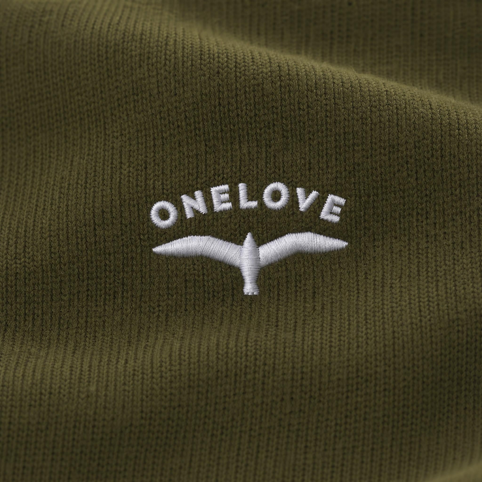 ONELOVE Möwe - Bestickte Wintermütze