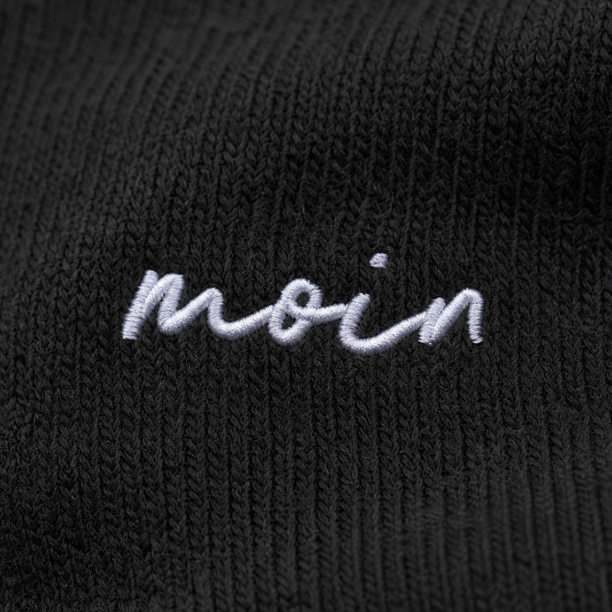 Moin - Bestickte Wintermütze