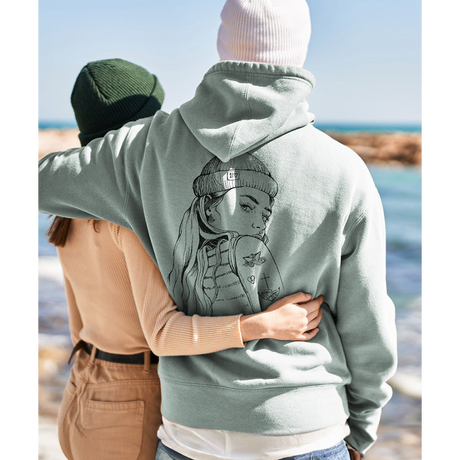 Skipperin Lucy – Unisex Hoodie | 100% Bio-Baumwolle | Backprint